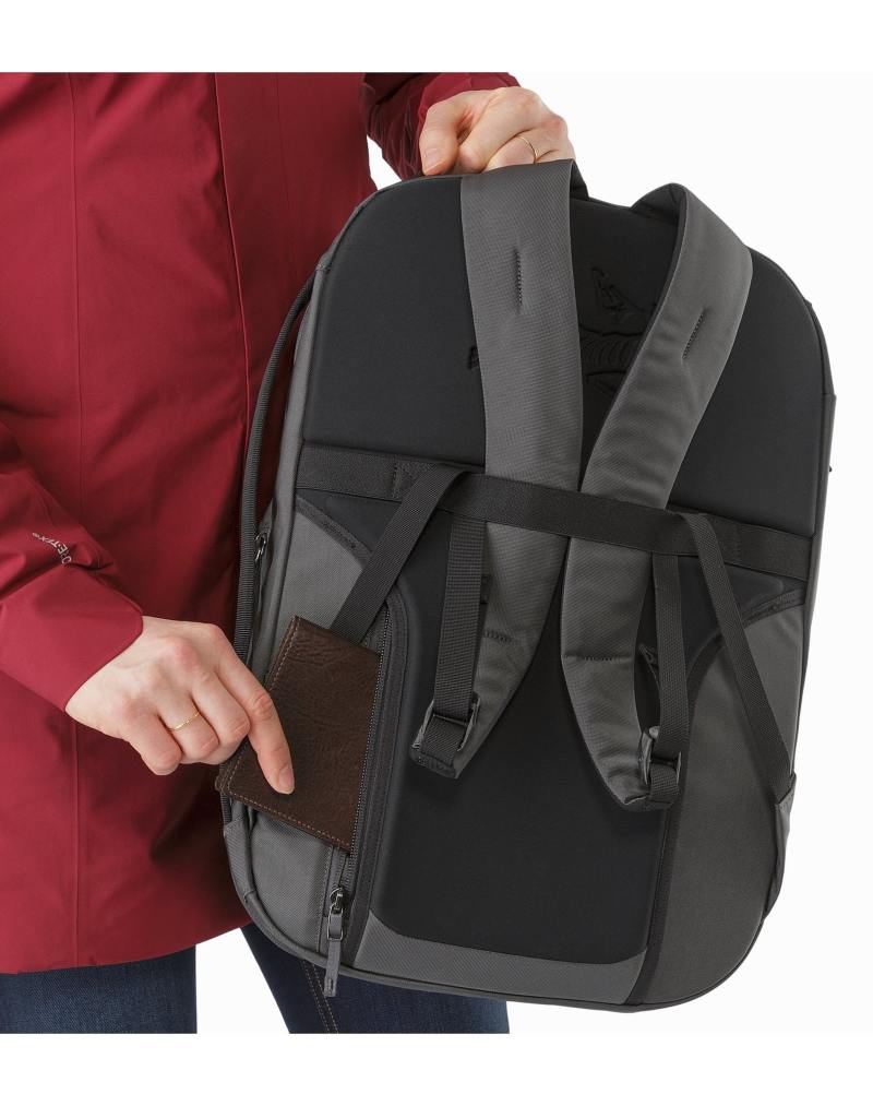 ARC'TERYX】 ブレード 20 バックパック - BAG-| South Cedar